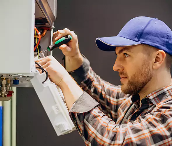 Expert Plumber for Tankless Water Heater Maintenance in Franklin Park, PA: Schedule Professional Maintenance Services with Us