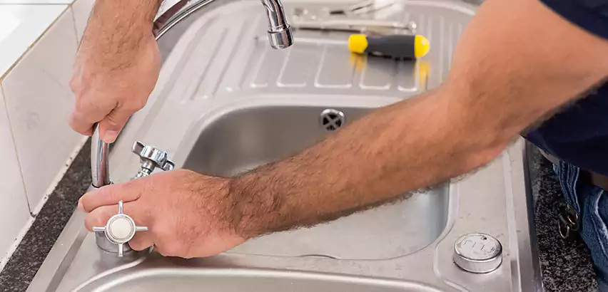 Sink Drain Repair in Franklin Park