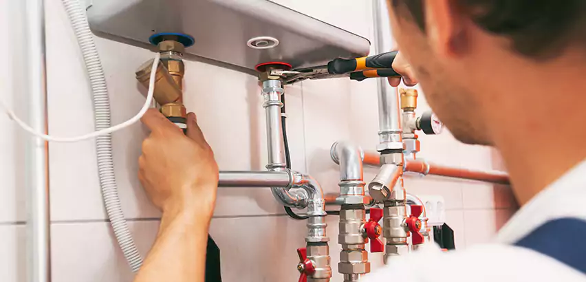 Commercial Tankless Water Heater Installation in Franklin Park